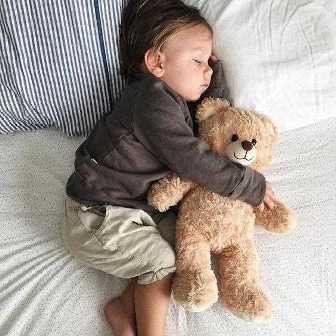 Как помочь ребенку привыкнуть к самостоятельному сну