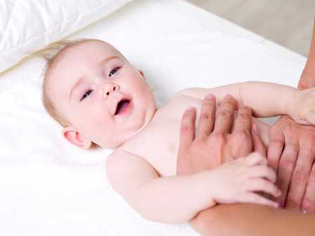 Польза массажа для развития малыша