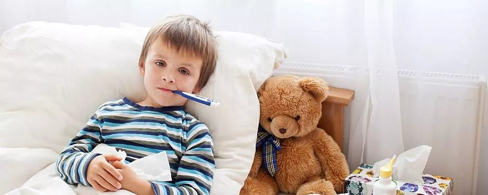 Постоянное простудное состояние у ребенка: в чем причина и как лечить?