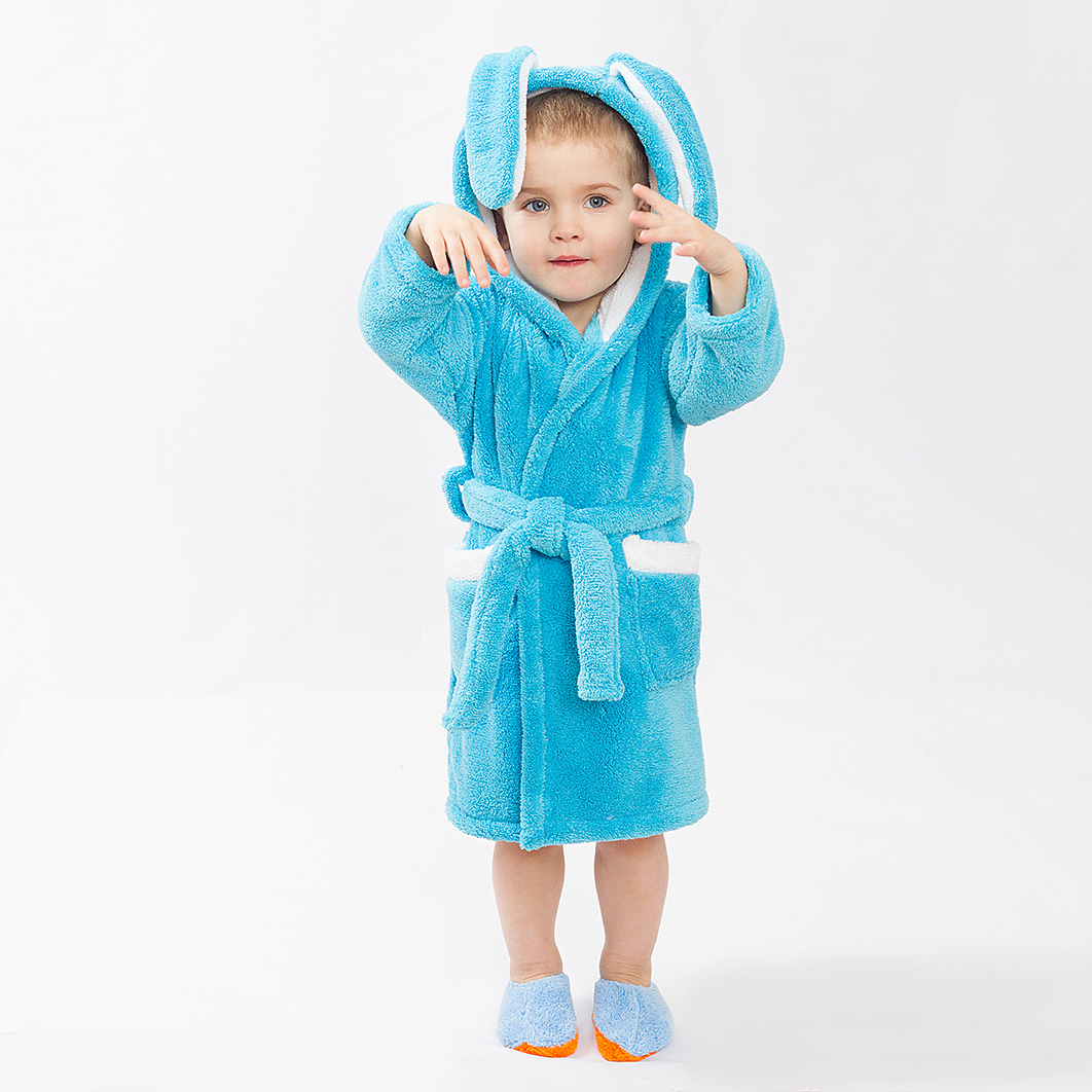 Детские халаты — универсальная домашняя одежда