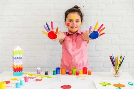 Как развить творческое мышление у ребенка: роль искусства и игр