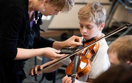 Зачем детям нужно заниматься музыкой: преимущества музыкального образования