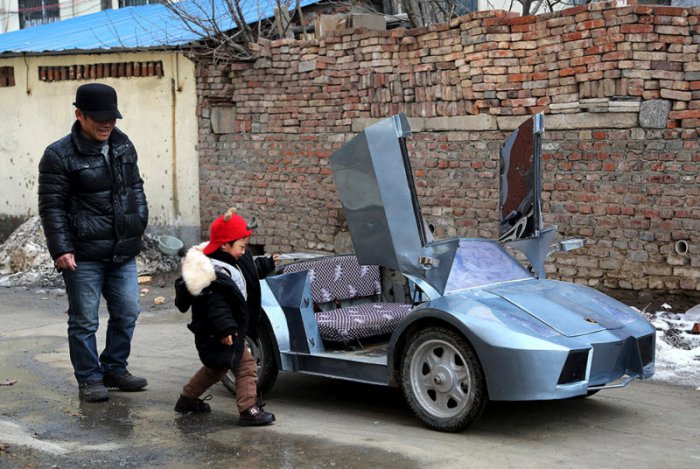 Собственный автомобиль у ребенка. Детские машины на аккумуляторе