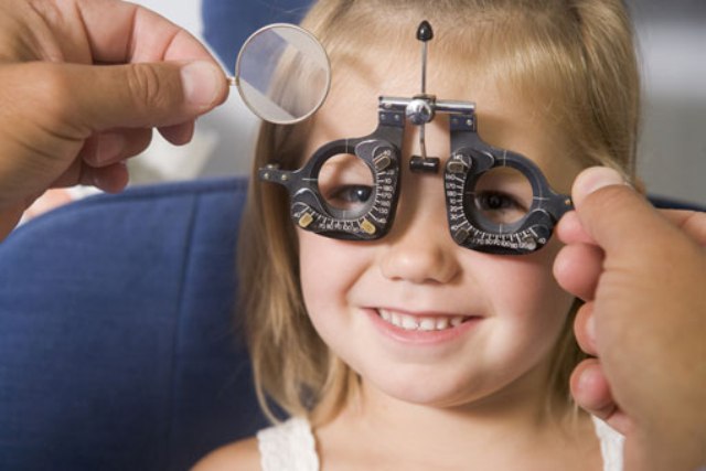 Как уберечь зрение ребенка